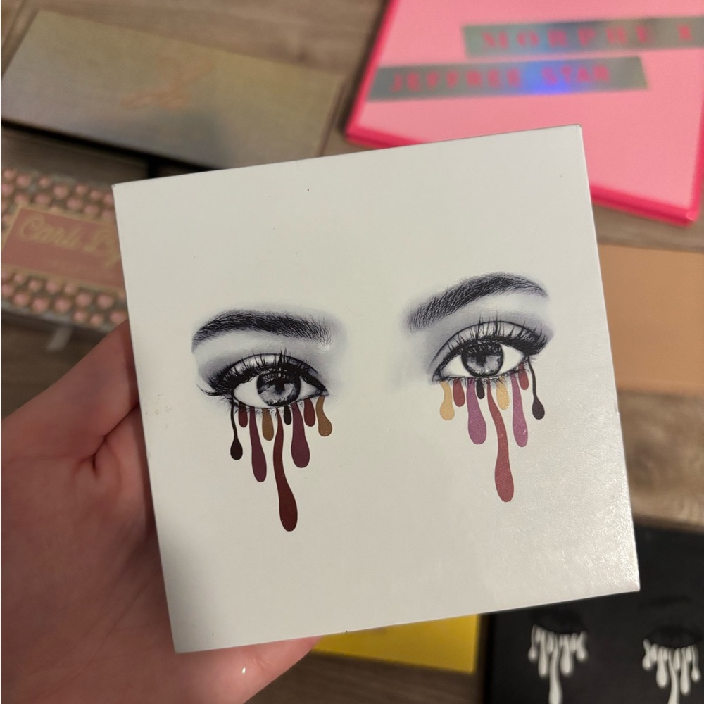 Kylie Cosmetics Burgundy Palette
